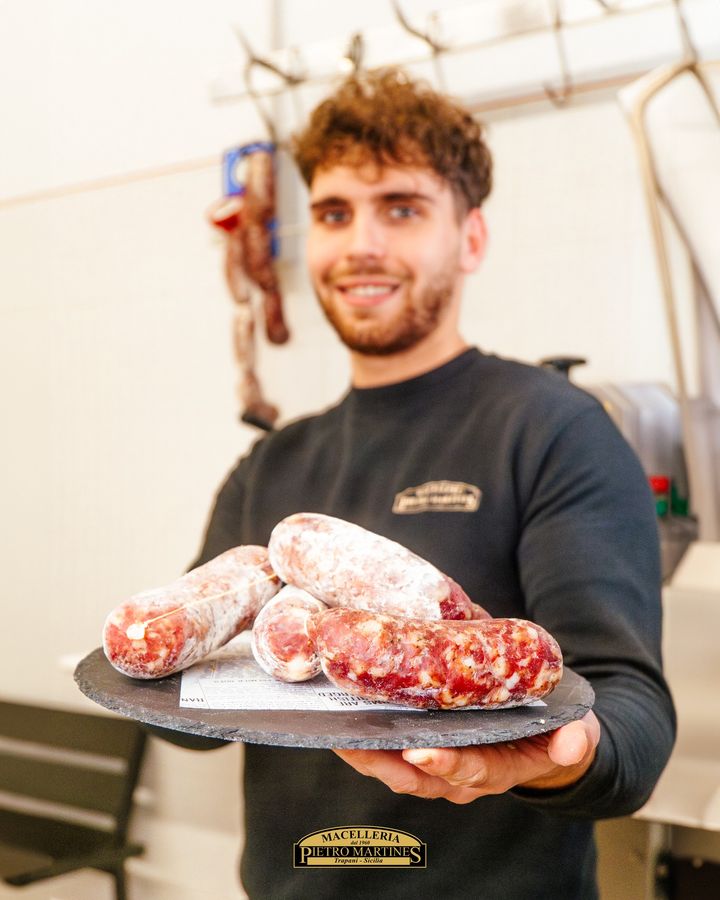 I salumi di nostra produzione 🥩 Un'esplosione di sapore ad