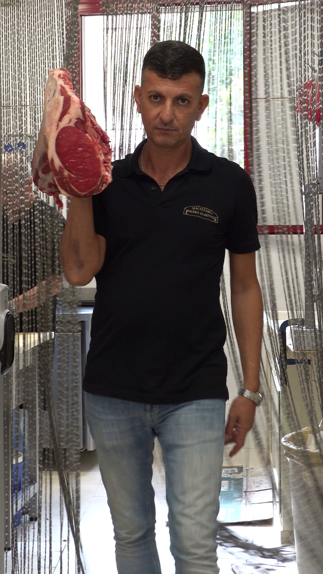 Dal nostro banco alla tua tavola! 🍽️
Tagli di carne selezionati
