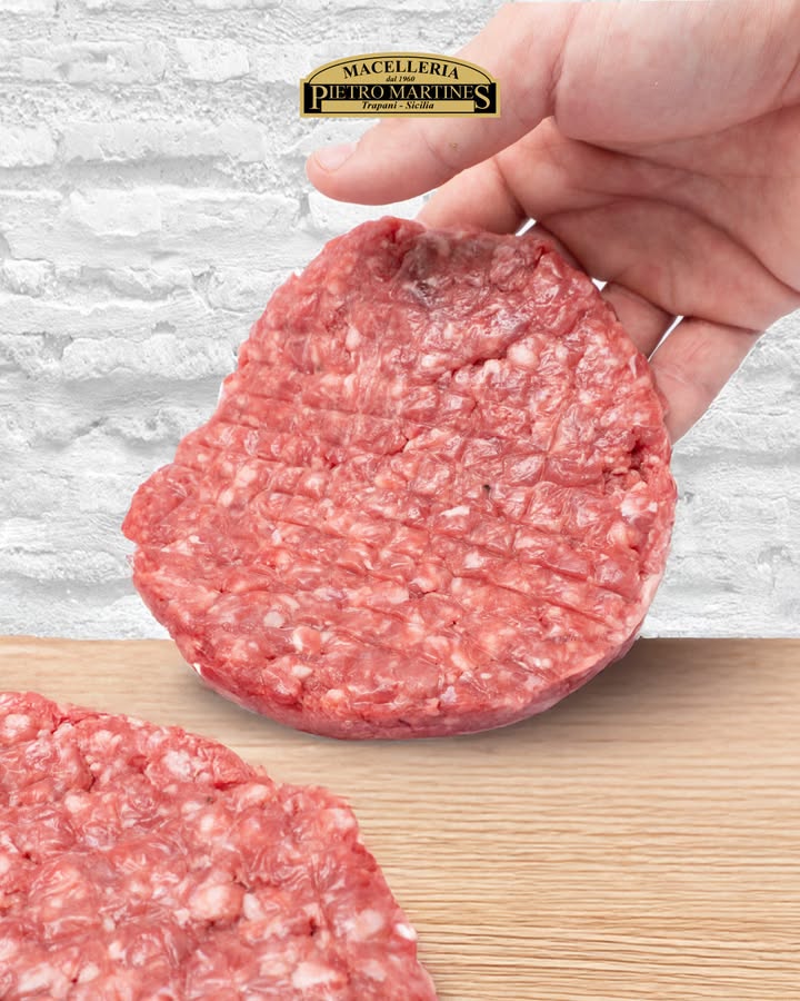 Pura bontà con il gusto autentico della carne di qualità.
🍔